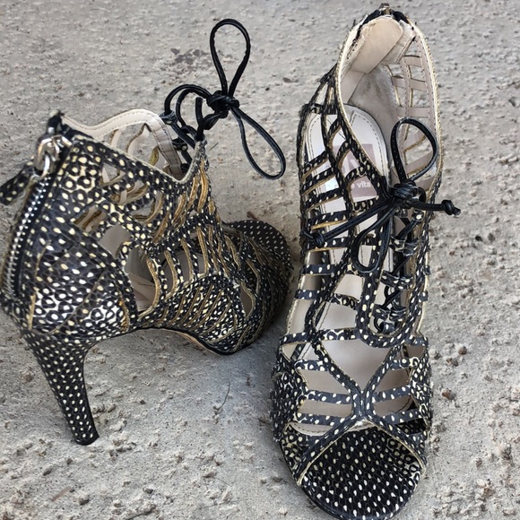 DV Dolce Vita Animal Print Strappy Sandaled Stiletto Heels. Super Stylish! Sz 6. - Picture 2 of 12
